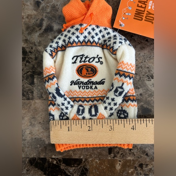 Tito's Handmade Vodka Sweater Bottle Cover -for Dog People Holiday Collectible - Picture 3 of 4